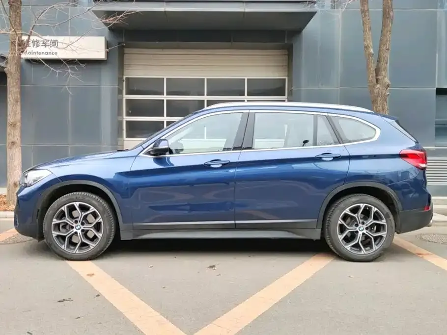 BMW X1 — фото 2