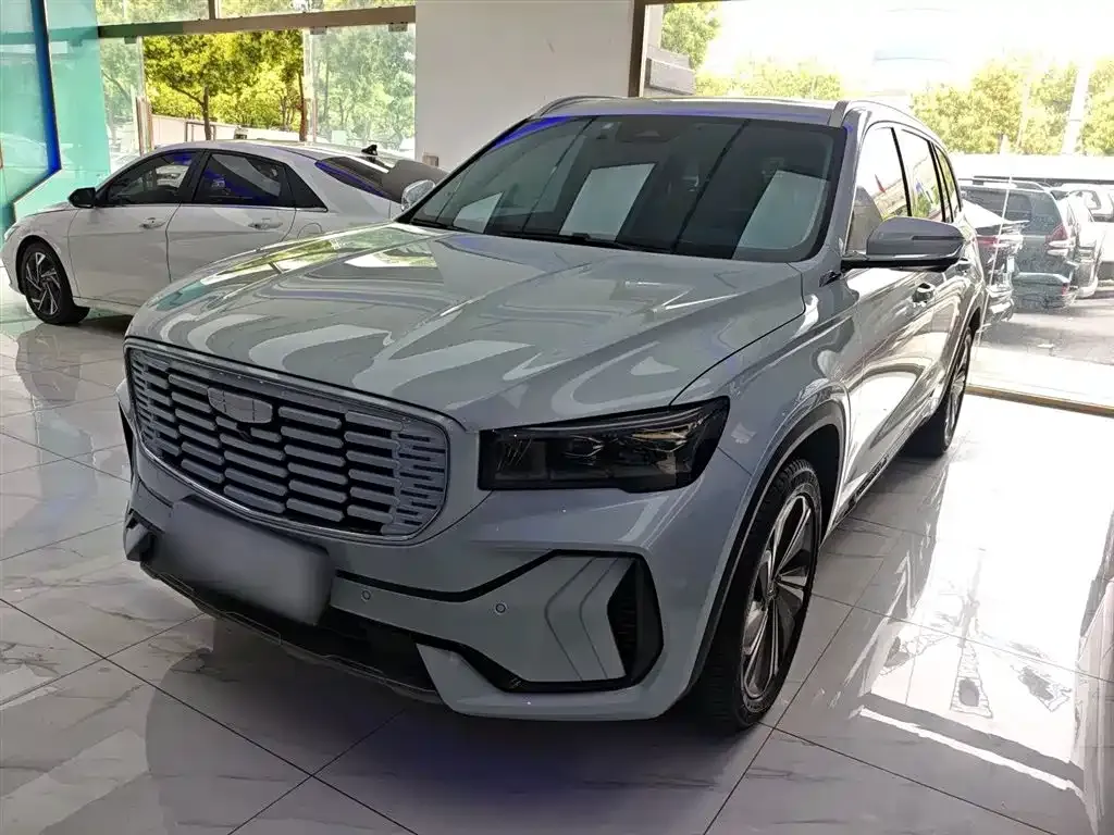 Geely Xingyue L — фото 1