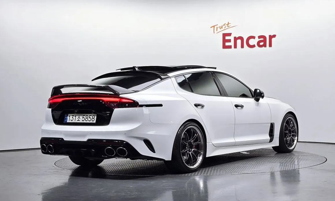 Kia Stinger 2023 из KR, фото 9