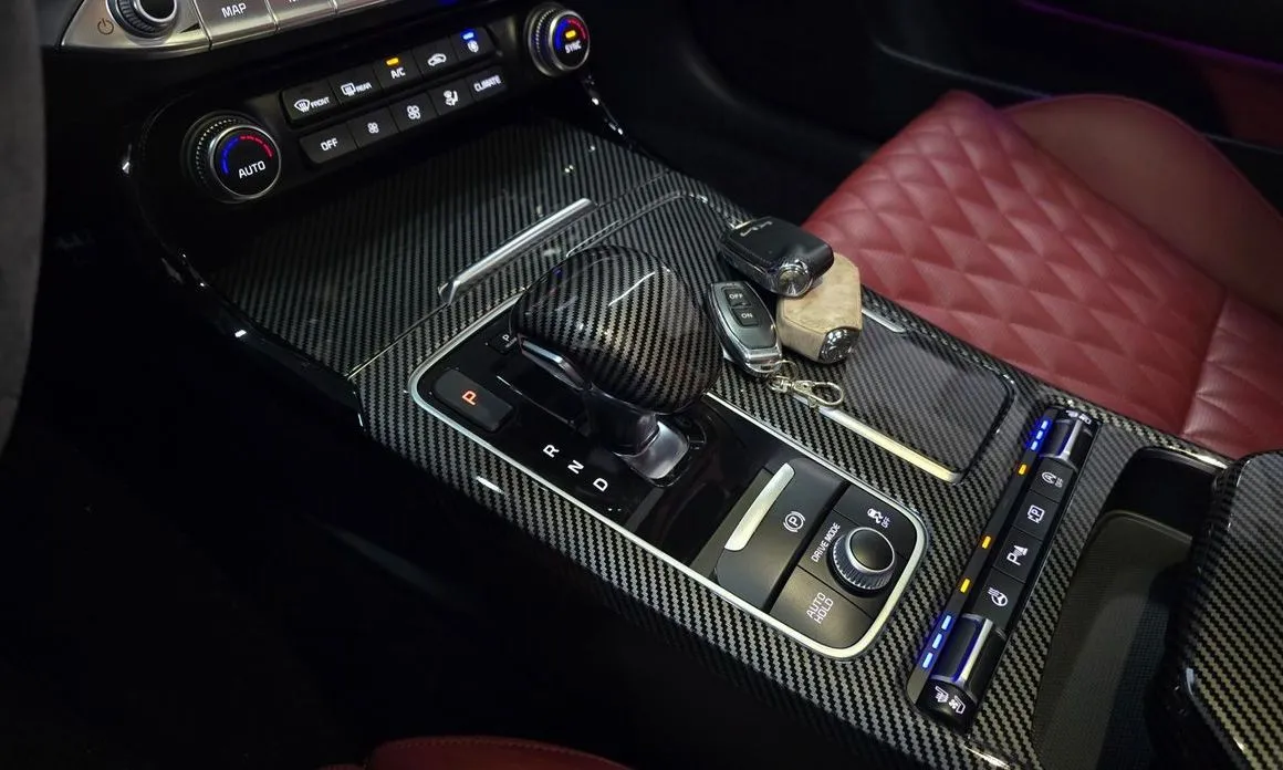 Kia Stinger 2023 из KR, фото 8