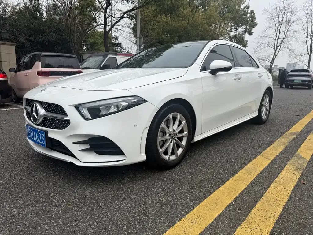 Mercedes-Benz A-Class — фото 1