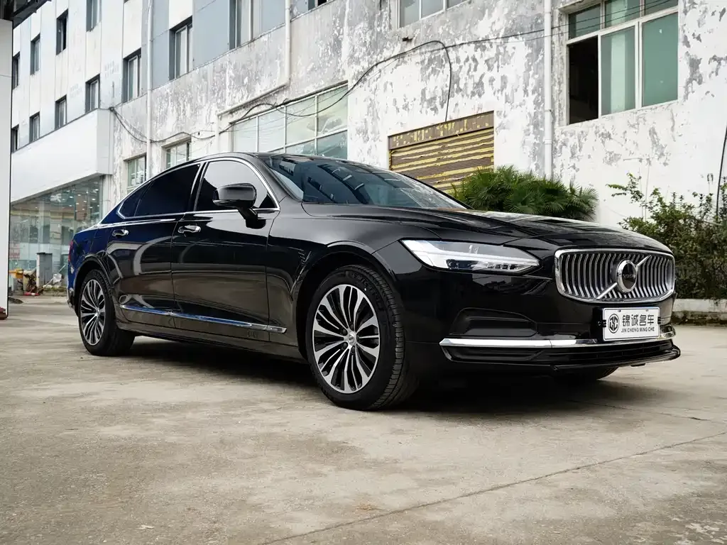 Volvo S90 — фото 9