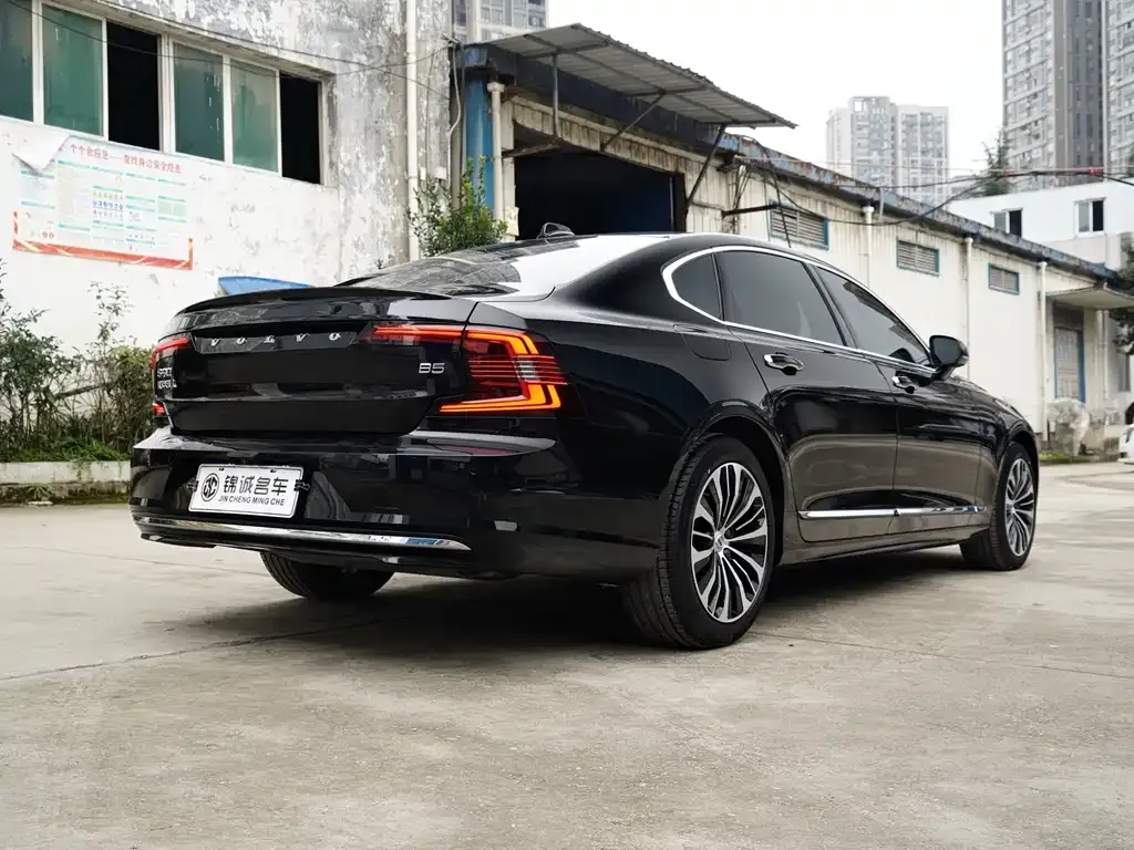 Volvo S90 — фото 2