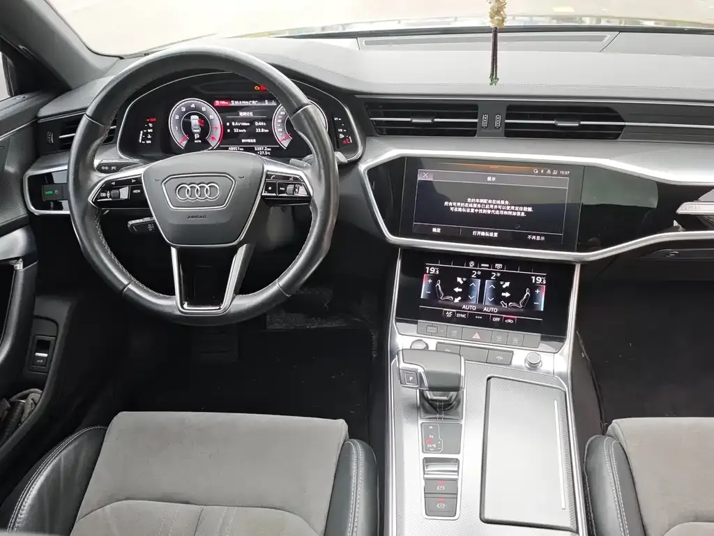 Audi A6L — фото 6