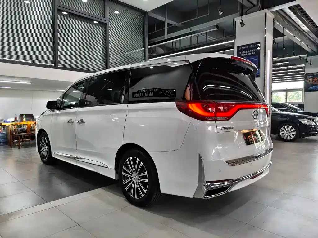 GAC Motor Trumpchi M8 — фото 7