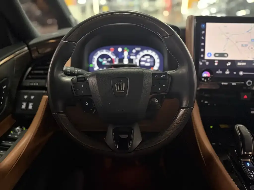 Toyota Vellfire — фото 9