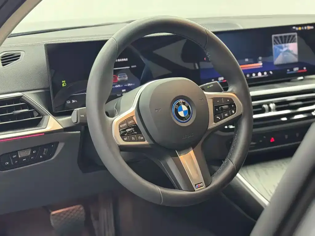 BMW i3 — фото 9