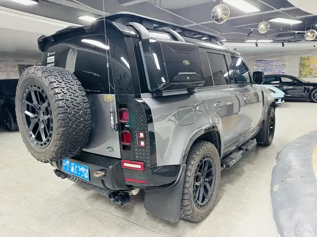 Land Rover Defender 2023 из CN, фото 9