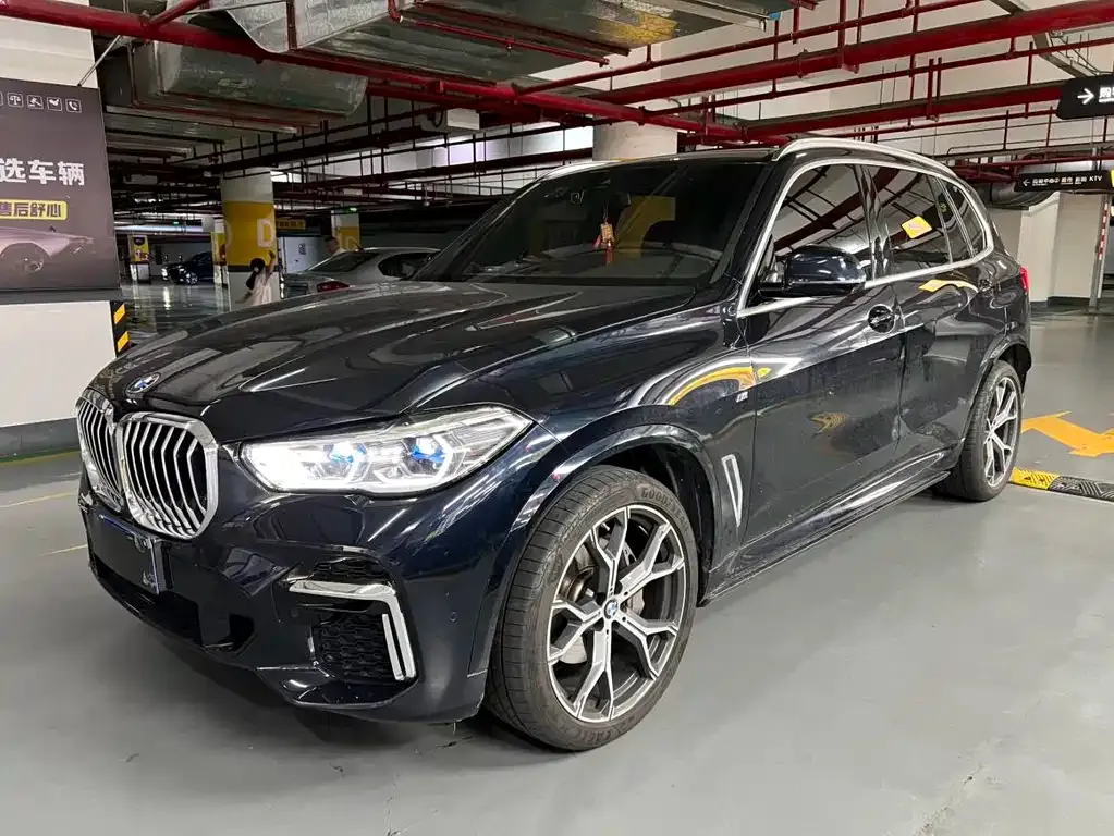BMW X5 — фото 1