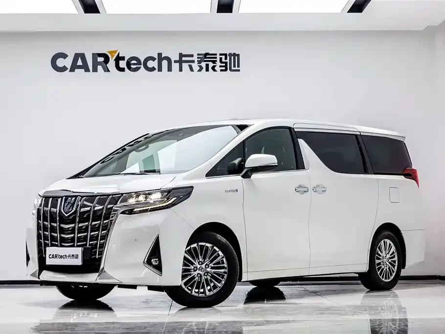 Toyota Alphard — фото 10