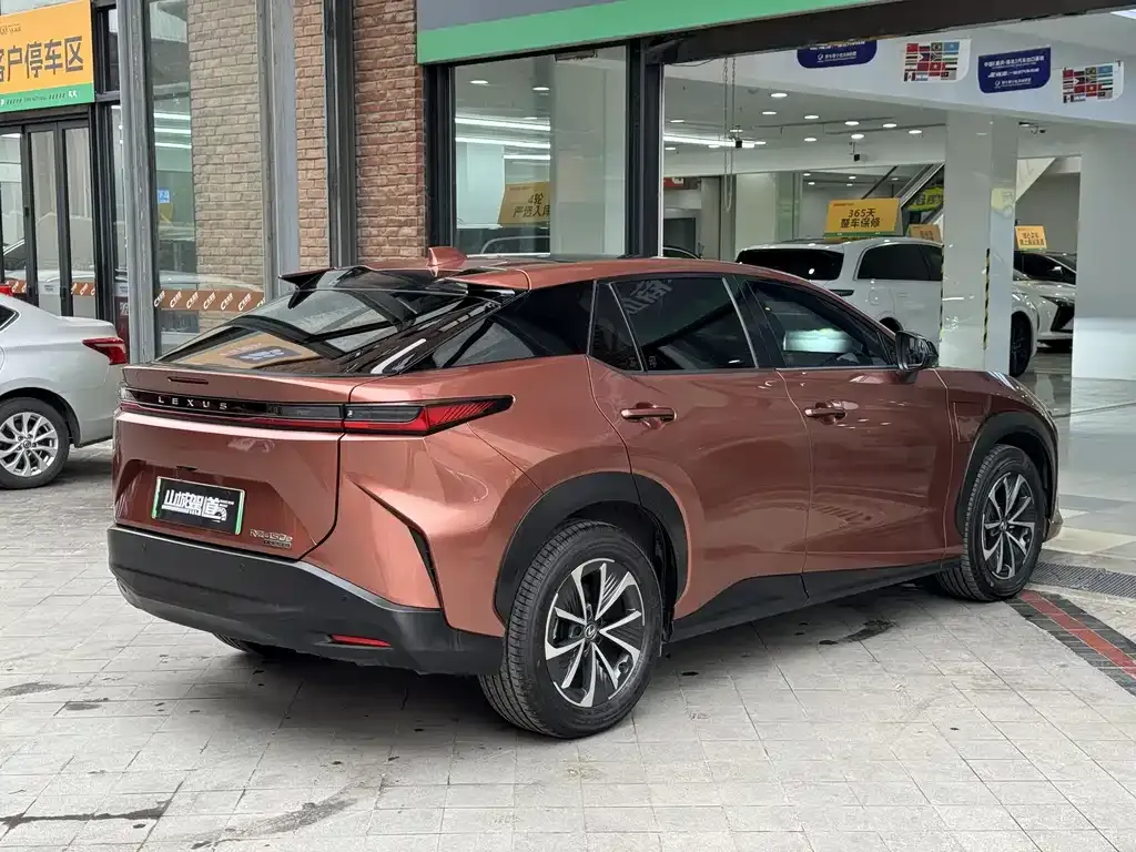 Lexus RZ 2023 из CN, фото 10