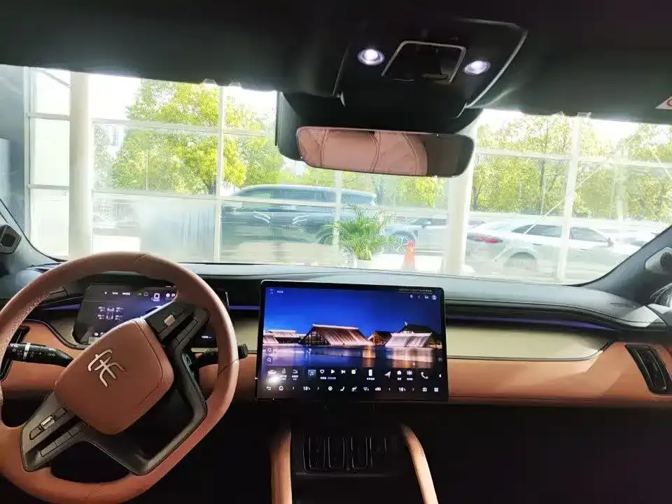 BYD L EV 2025 из CN, фото 8