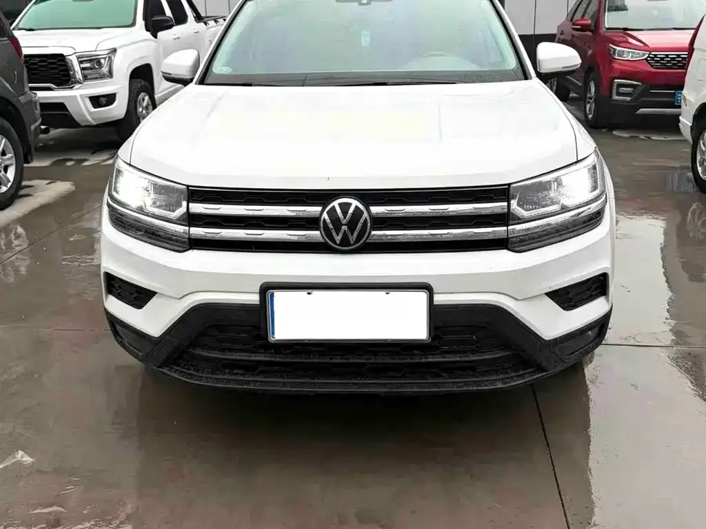 Volkswagen Tharu — фото 3