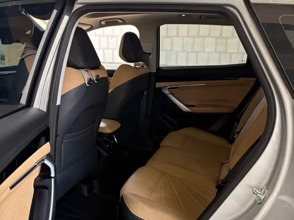 Geely Boyue L 2024 из CN, фото 5