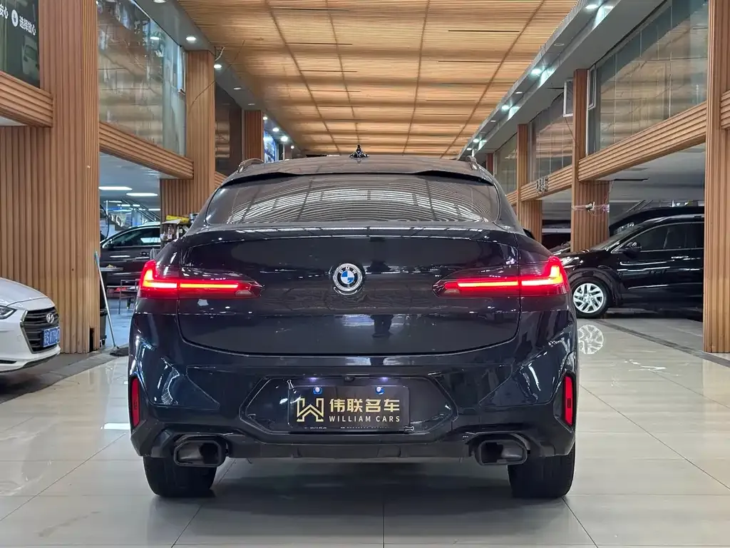BMW X4 — фото 5