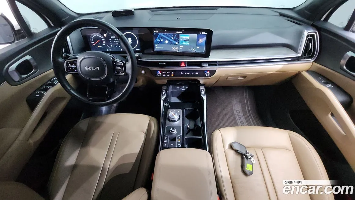 Kia Sorento — фото 10