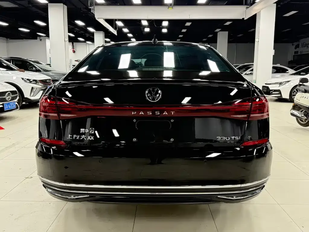 Volkswagen Passat — фото 3