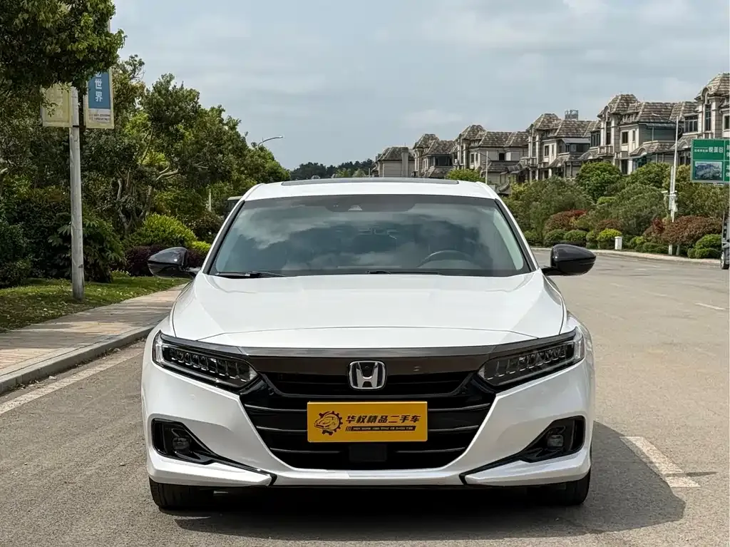 Honda Accord — фото 2
