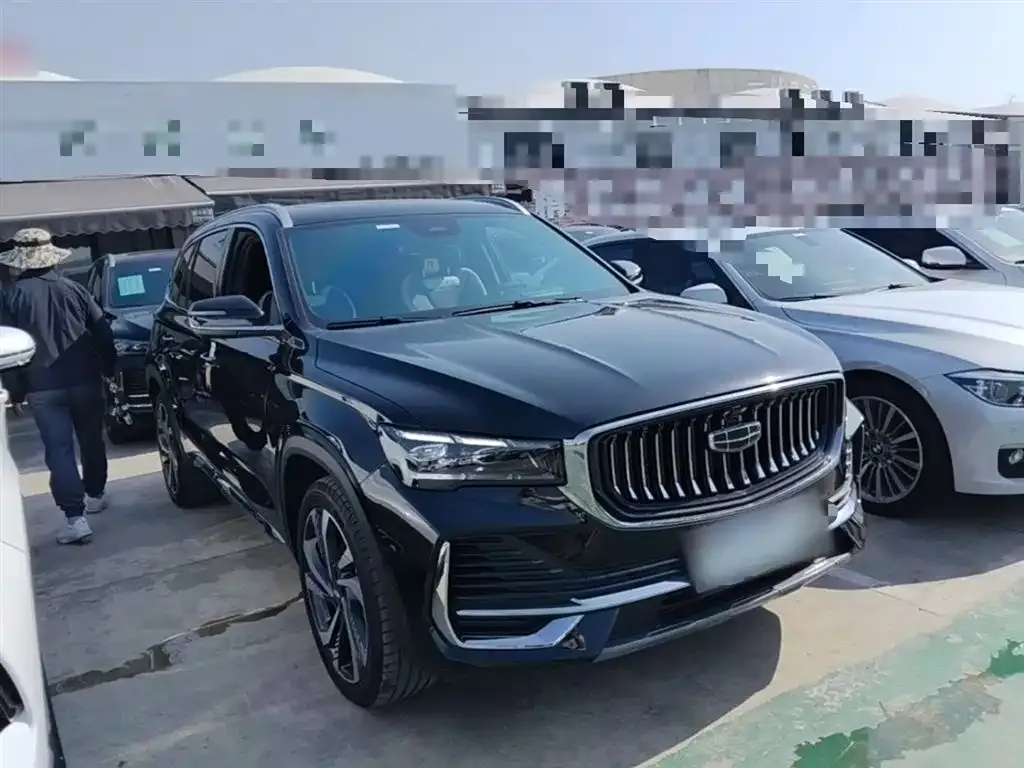 Geely Xingyue L — фото 10