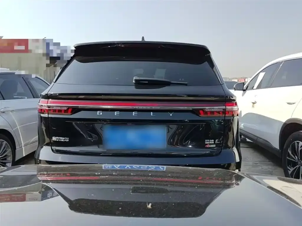 Geely Xingyue L — фото 3