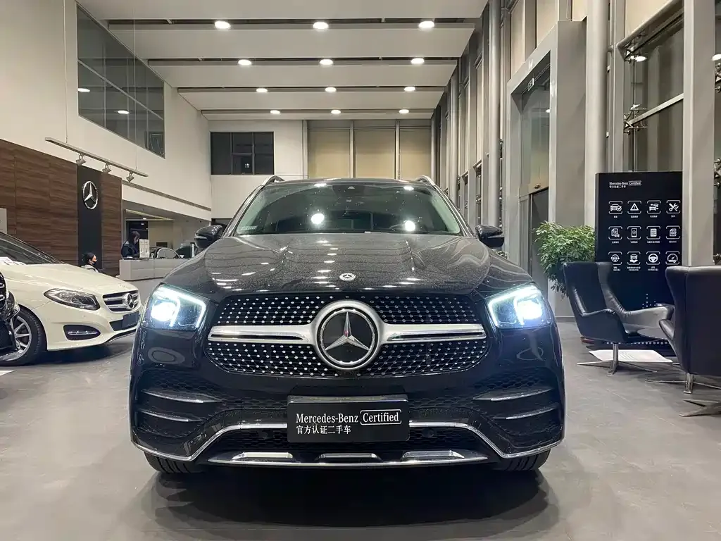 Mercedes-Benz GLE — фото 6