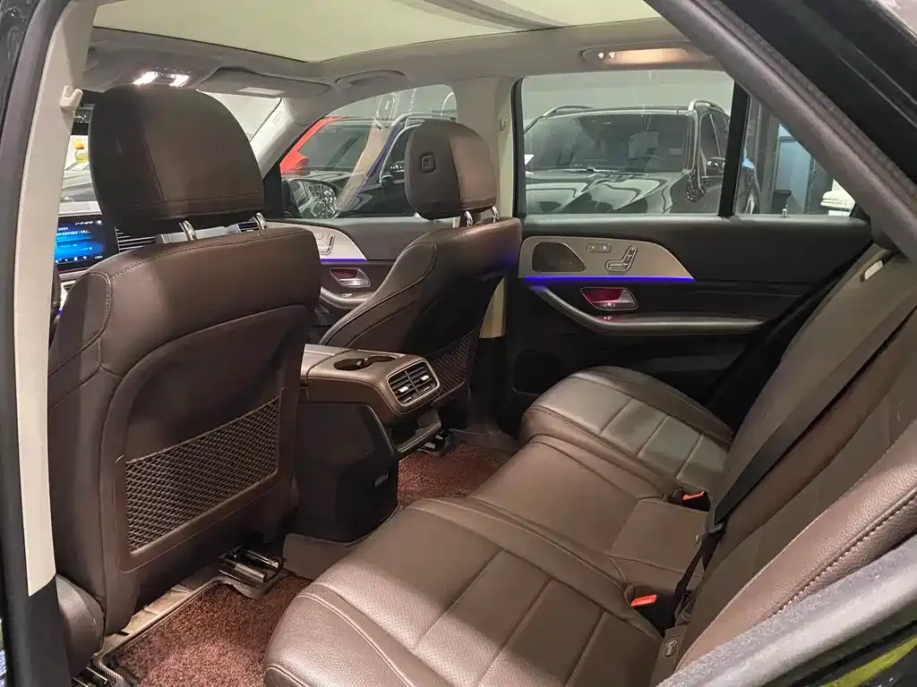 Mercedes-Benz GLE — фото 8