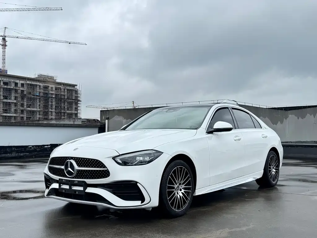 Mercedes-Benz C-Class — фото 1