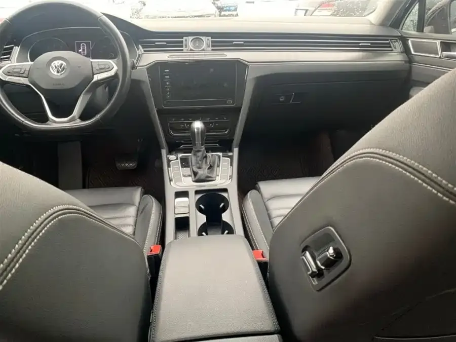 Volkswagen Magotan 2021 из CN, фото 3