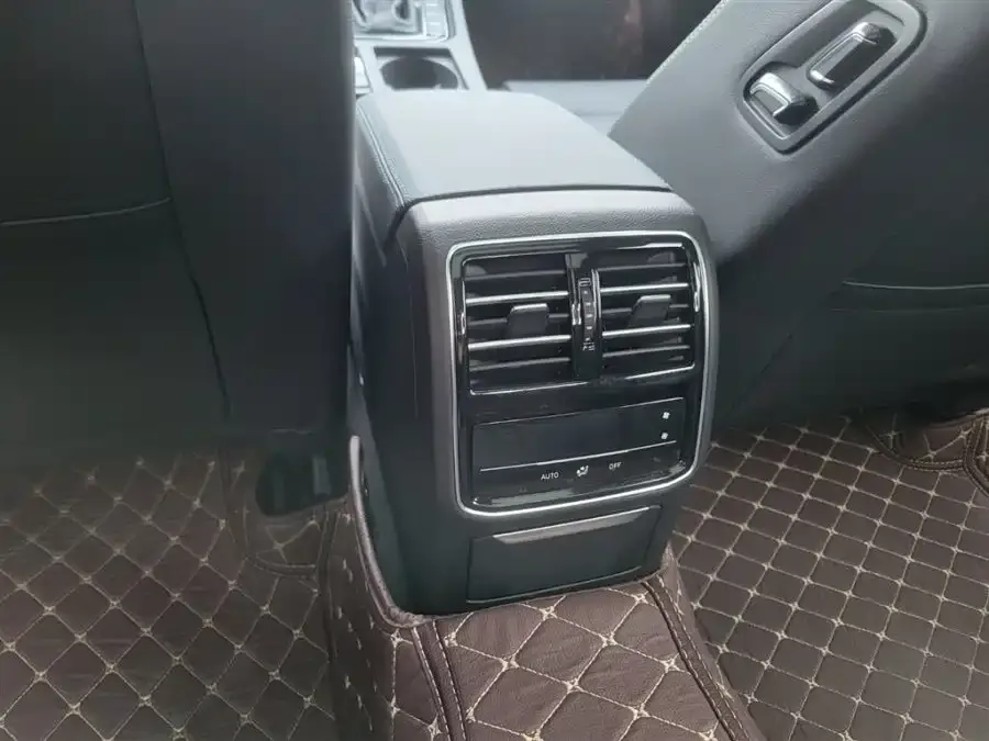 Volkswagen Magotan 2021 из CN, фото 4