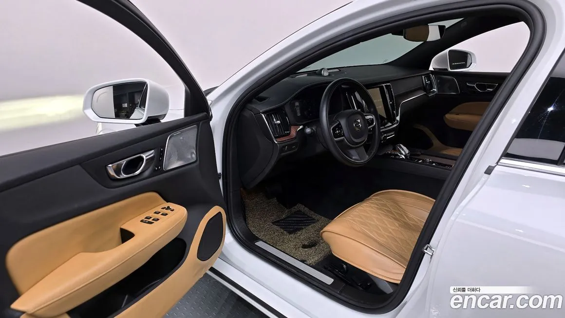 Volvo S60 2021 из KR, фото 7