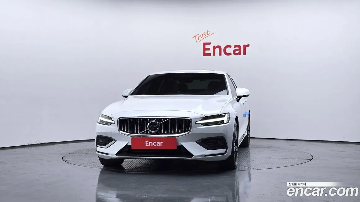 Volvo S60 2021 из KR, фото 2