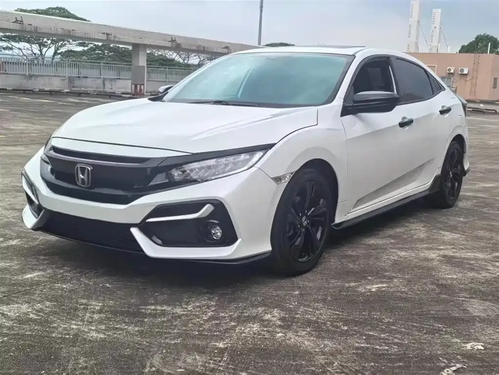 Honda Civic — фото 1