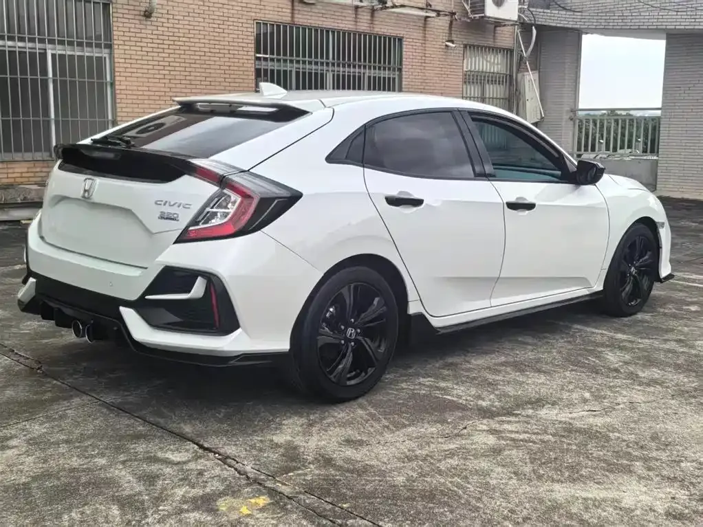 Honda Civic — фото 8