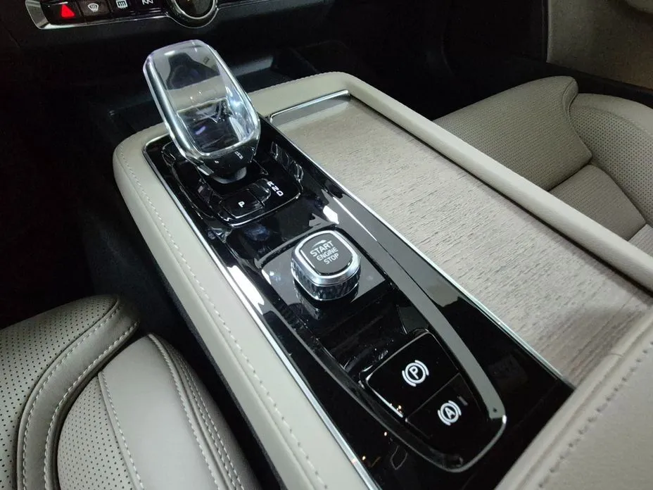 Volvo S90 2026 из KR, фото 7