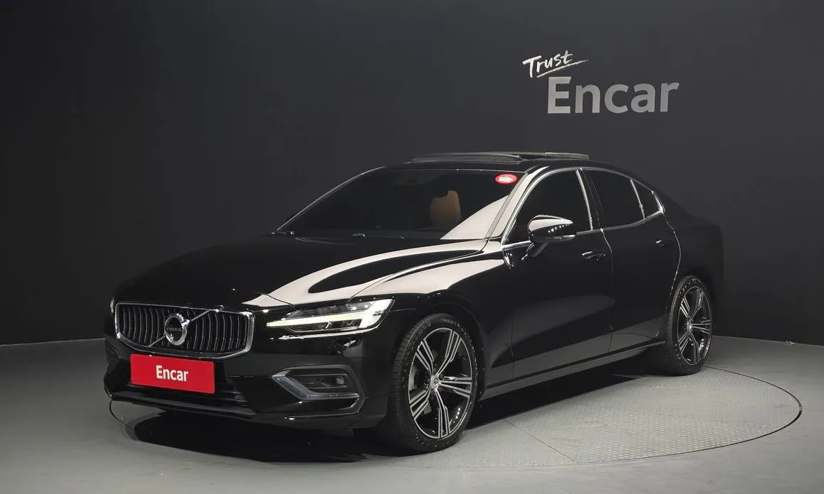 Volvo S60 2021 из KR, фото 1