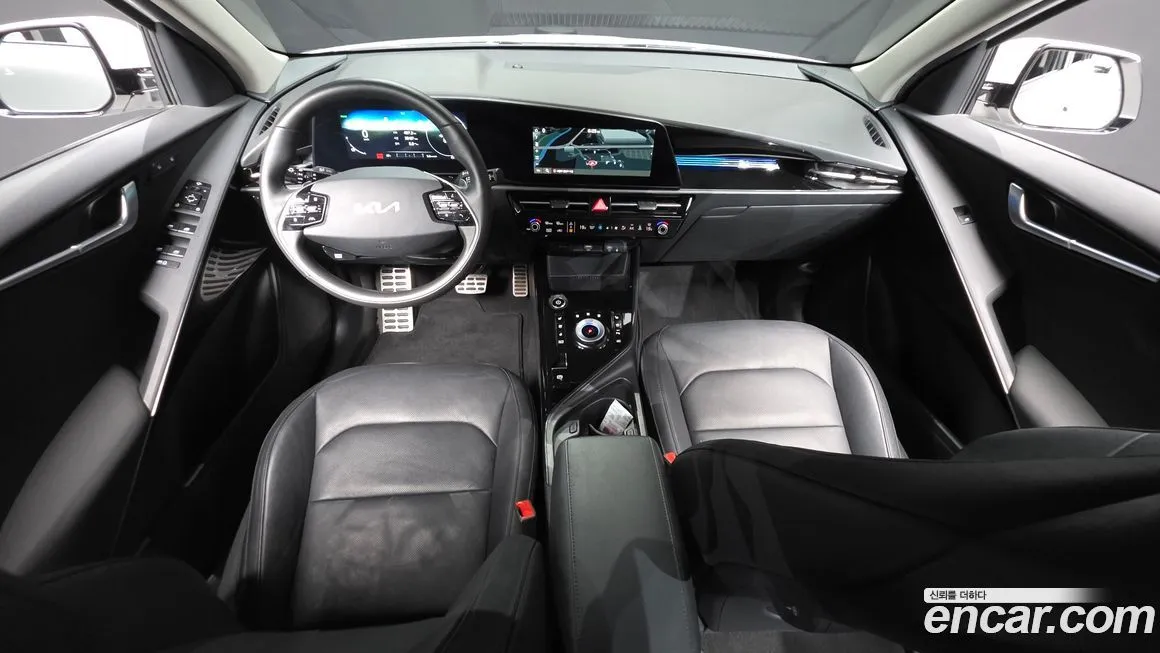 Kia Niro — фото 8