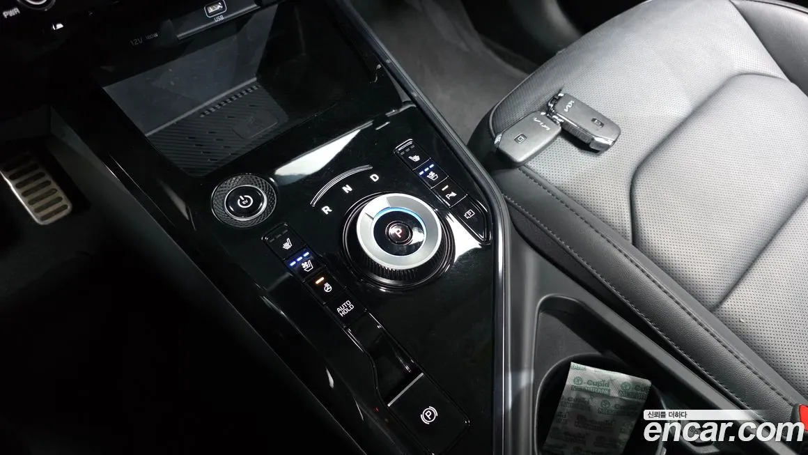 Kia Niro — фото 10
