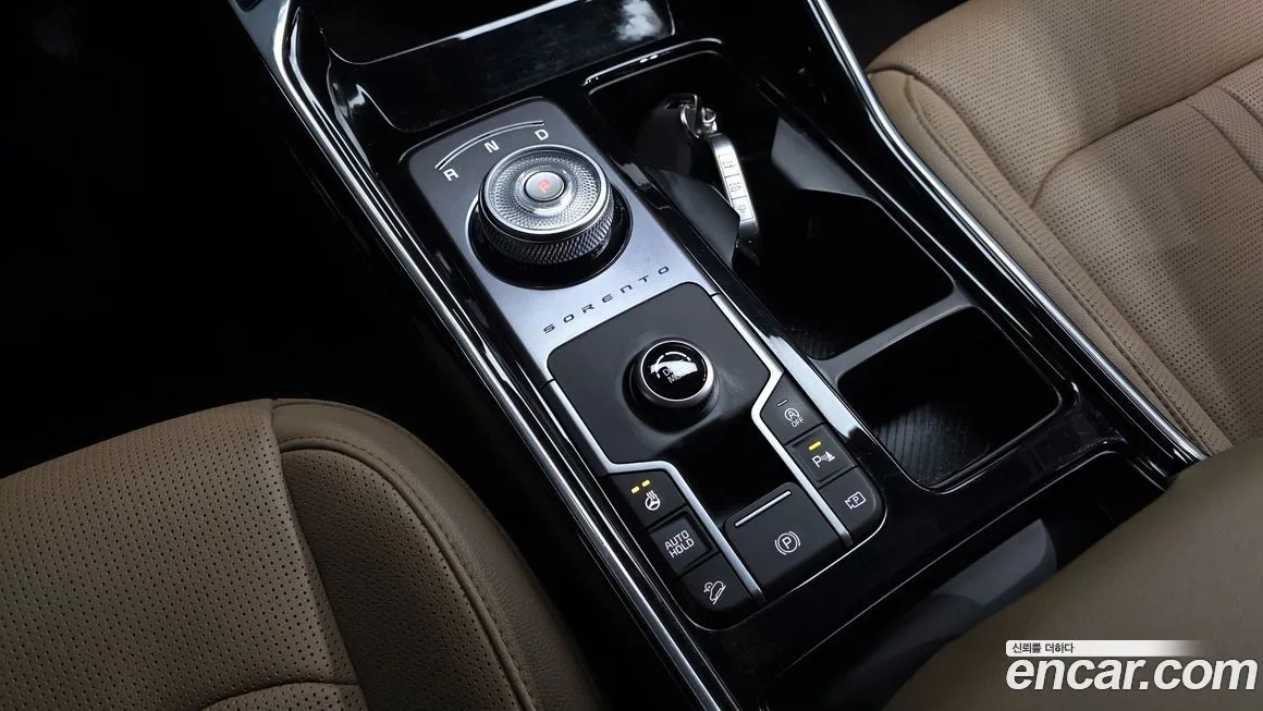 Kia Sorento — фото 10