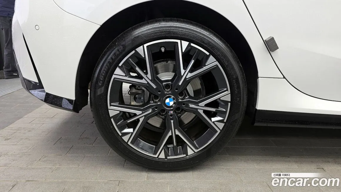 BMW 1-Series 2025 из KR, фото 8