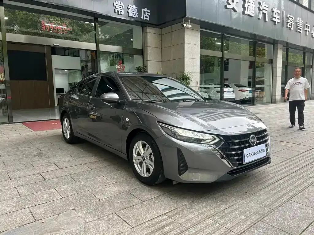 Nissan Sylphy — фото 1
