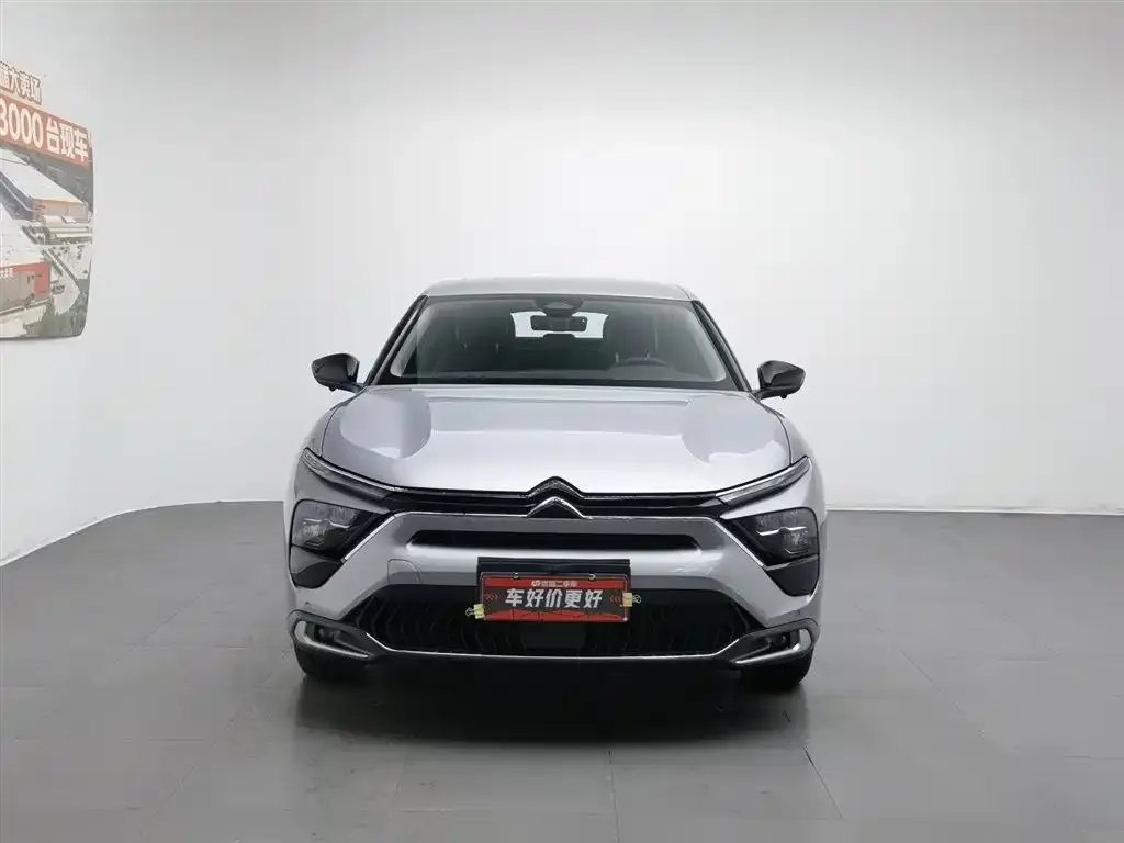 Citroen C5 X 2025 из CN, фото 3