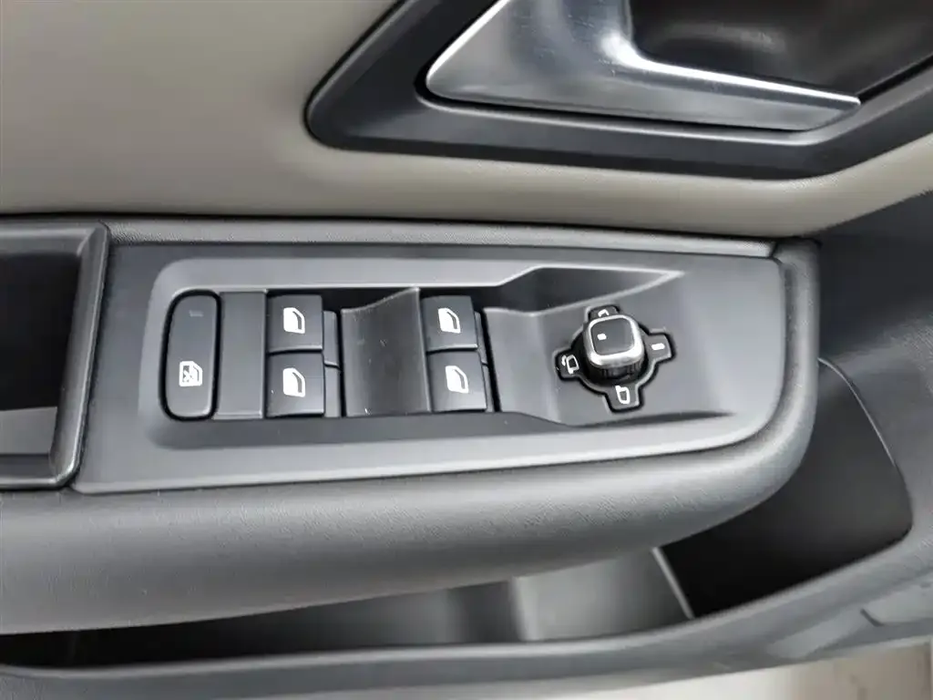 Citroen C5 X 2025 из CN, фото 2