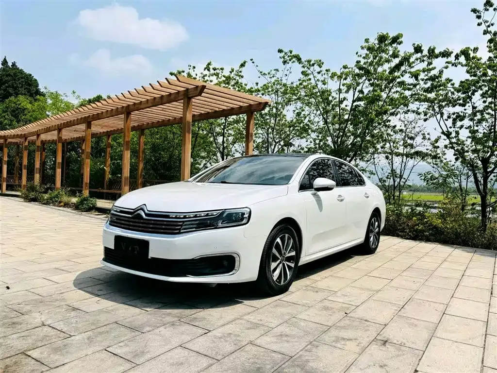 Citroen C6