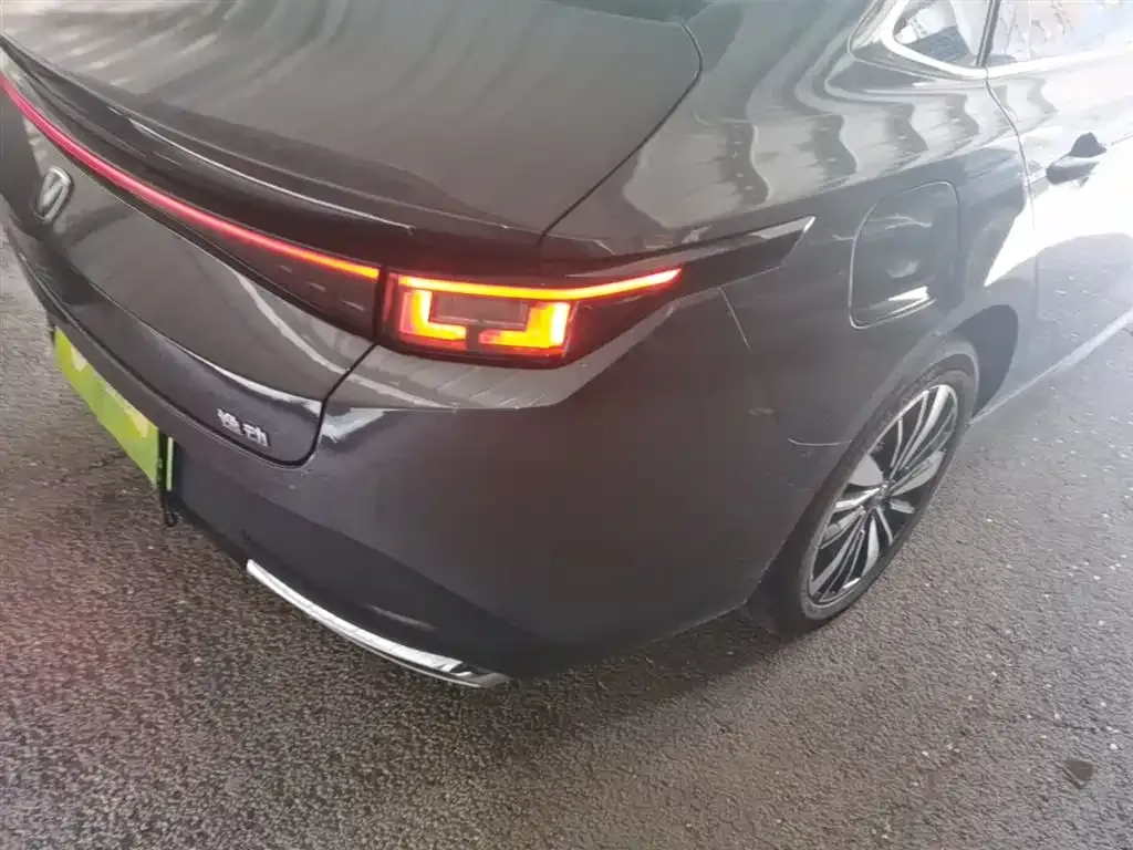 Changan Eado PHEV 2025 из CN, фото 4