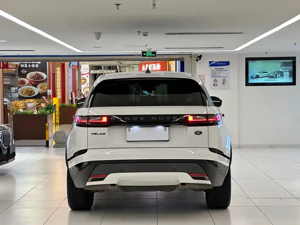 Land Rover Velar — фото 7
