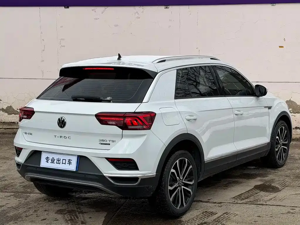 Volkswagen T-Roc — фото 4