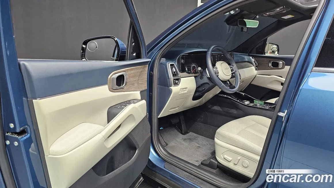 Kia Sorento — фото 7