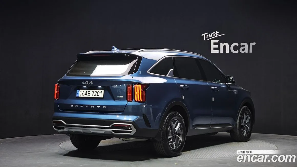 Kia Sorento — фото 6