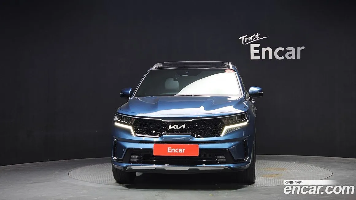 Kia Sorento — фото 5