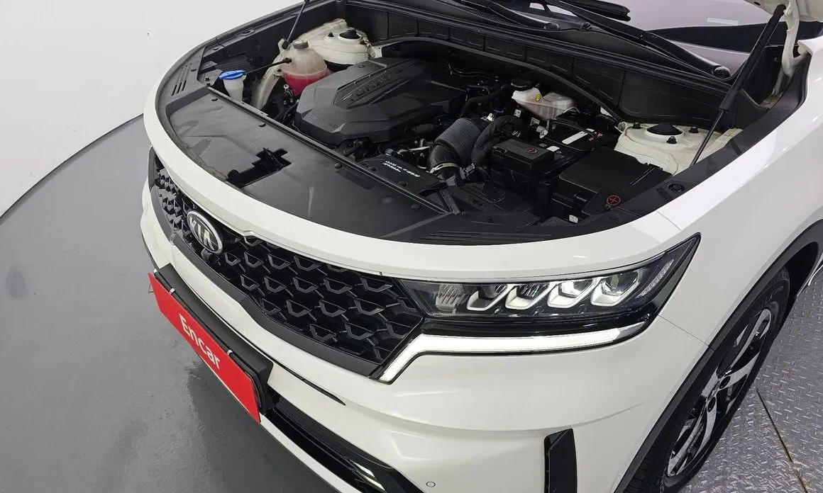 Kia Sorento — фото 8